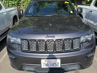 Used 2017 Jeep Grand Cherokee Altitude