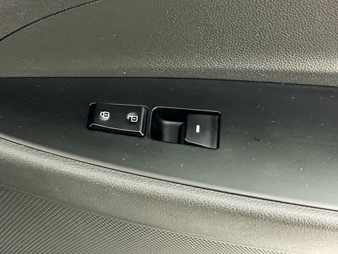 Used 2017 Hyundai Tucson SE image 30