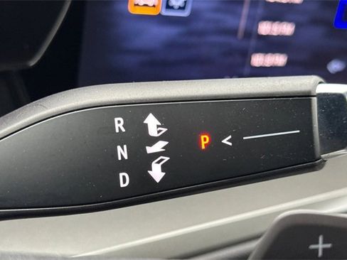 Used 2024 Chevrolet Traverse LT w/ LPO, Floor Liner Package image 41