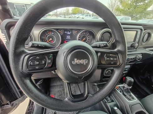 Used 2018 Jeep Wrangler Sport AWD/4WD image 23