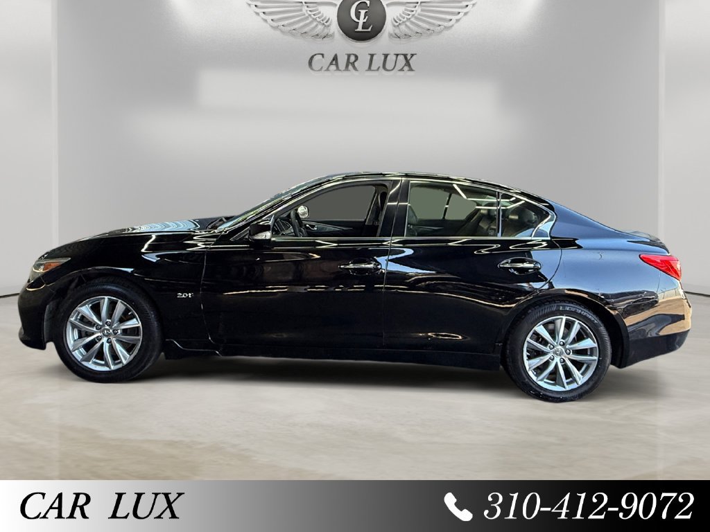 Used 2016 INFINITI Q50 Premium w/ 2.0T Premium Plus Package RWD image 2