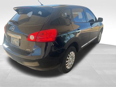 Used 2012 Nissan Rogue S image 4