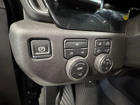 Used 2025 Chevrolet Silverado 2500 LT w/ All Star Edition AWD/4WD image 25
