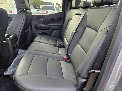 New 2026 GMC Canyon Elevation w/ Convenience Package image 12