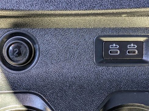 Used 2023 BMW X7 xDrive40i w/ Executive Package image 19