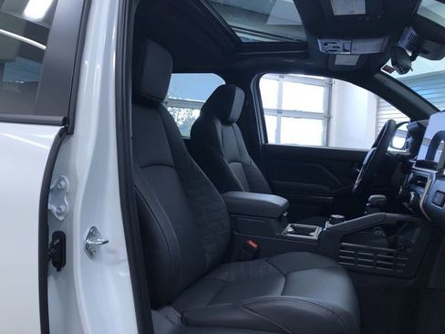 New 2025 Toyota Tacoma TRD Off-Road image 16