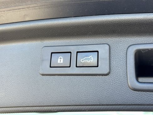 Used 2023 Subaru Forester Premium w/ Popular Package #1 image 21