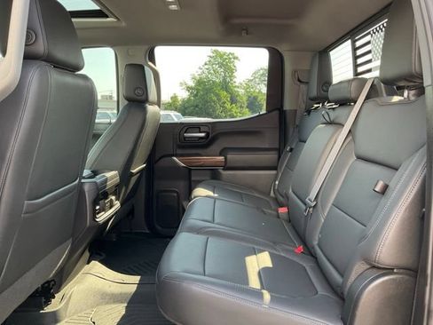 Used 2021 Chevrolet Silverado 1500 LT Trail Boss w/ Convenience Package II AWD/4WD image 9