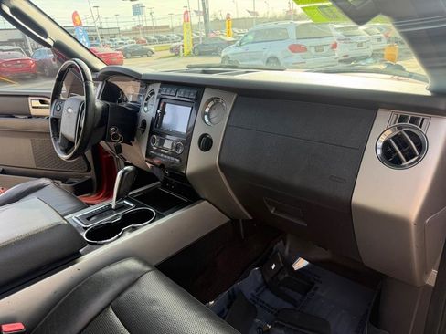 Used 2014 Ford Expedition Limited w/ Equipment Group 301A RWD image 29