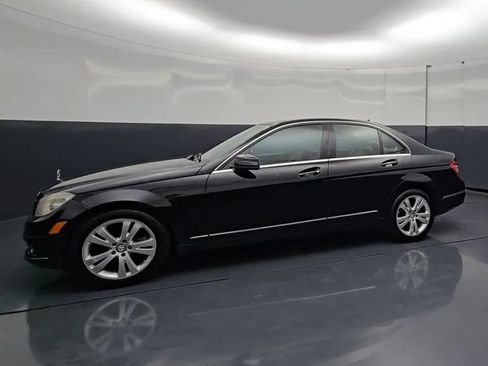 Used 2011 Mercedes-Benz C 300 4MATIC Sedan image 10