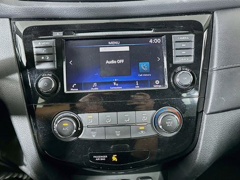 Used 2018 Nissan Rogue S w/ S Value Package AWD/4WD image 19