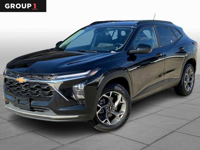 Used 2024 Chevrolet Trax LT w/ Driver Confidence Package