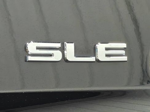 Used 2018 GMC Yukon SLE w/ SLE Value Package AWD/4WD image 48