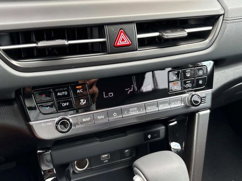 New 2026 Kia Seltos EX image 22