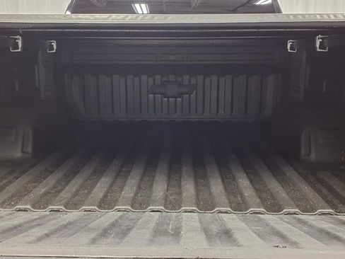 Used 2019 Chevrolet Silverado 1500 Custom w/ Custom Value Package image 18