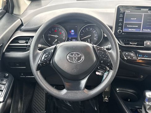 Used 2021 Toyota C-HR LE image 13