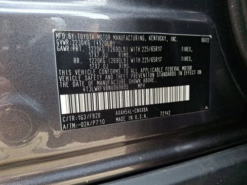 Used 2022 Toyota RAV4 LE AWD/4WD image 27