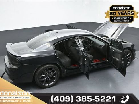 Used 2022 Dodge Charger SXT w/ Blacktop Package RWD image 25