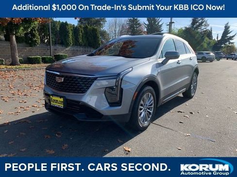 Used 2024 Cadillac XT4 Premium Luxury image 1