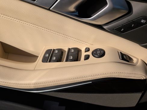 Used 2021 BMW X5 xDrive40i w/ Premium Package image 26