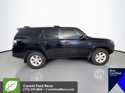 Used 2023 Toyota 4Runner SR5 AWD/4WD image 11