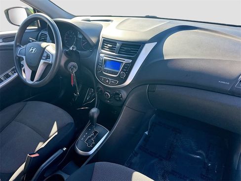 Used 2014 Hyundai Accent GS image 25