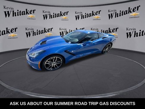 Used 2019 Chevrolet Corvette Stingray Coupe RWD image 5