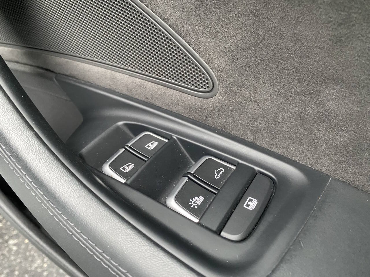 Used 2016 Audi A8 L 3.0T w/ Executive Package AWD/4WD image 30