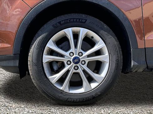 Used 2017 Ford Escape SE AWD/4WD image 8