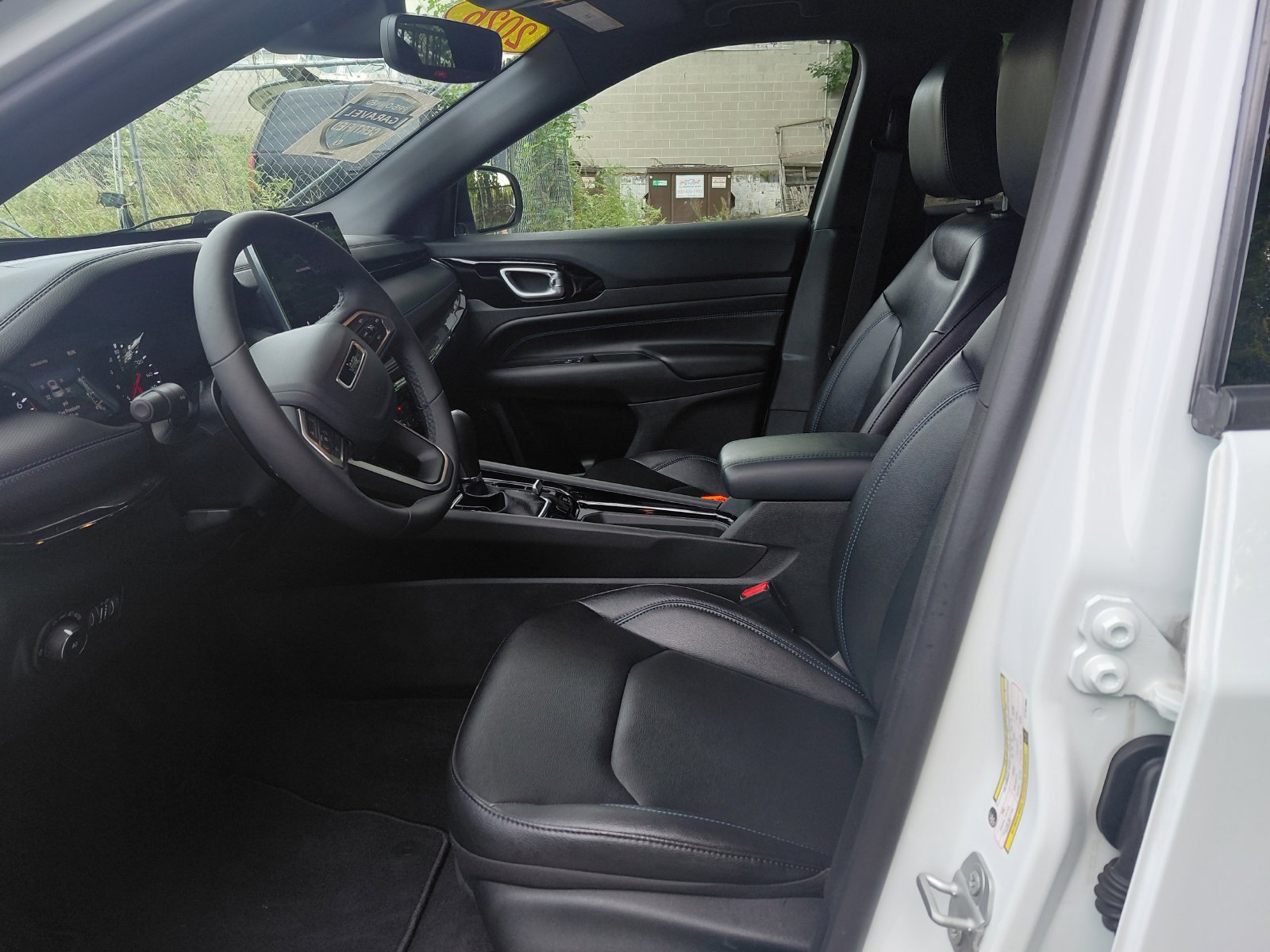 Used 2026 Jeep Compass Limited AWD/4WD image 2