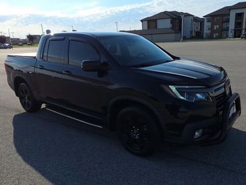 Used 2017 Honda Ridgeline Black Edition image 3