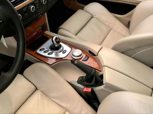 Used 2008 BMW M5 Base image 22