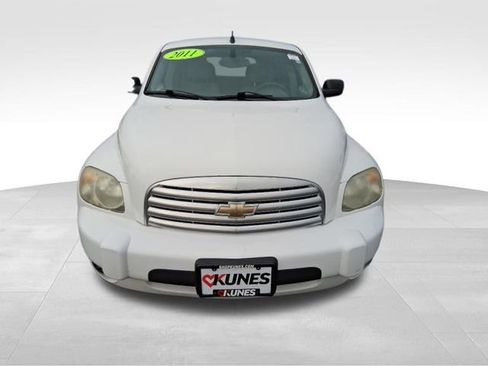Used 2011 Chevrolet HHR LS image 13