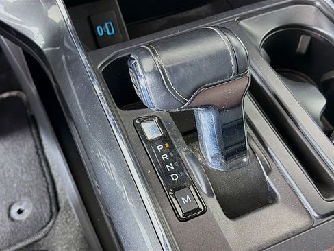 Used 2022 Ford F150 Lariat image 36