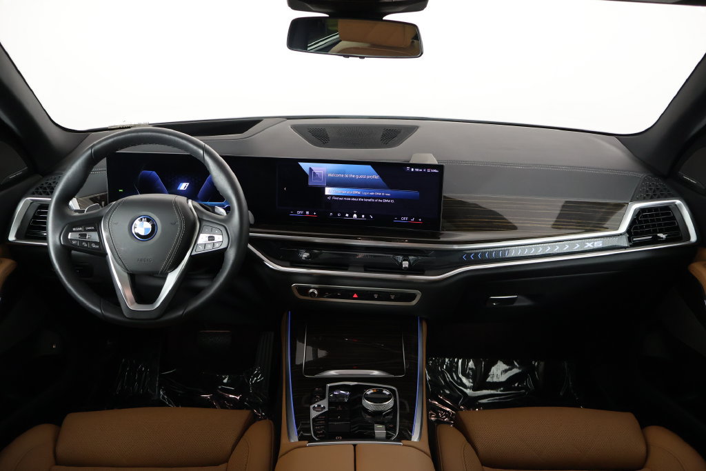 Used 2026 BMW X5 xDrive50e w/ Executive Package AWD/4WD image 8
