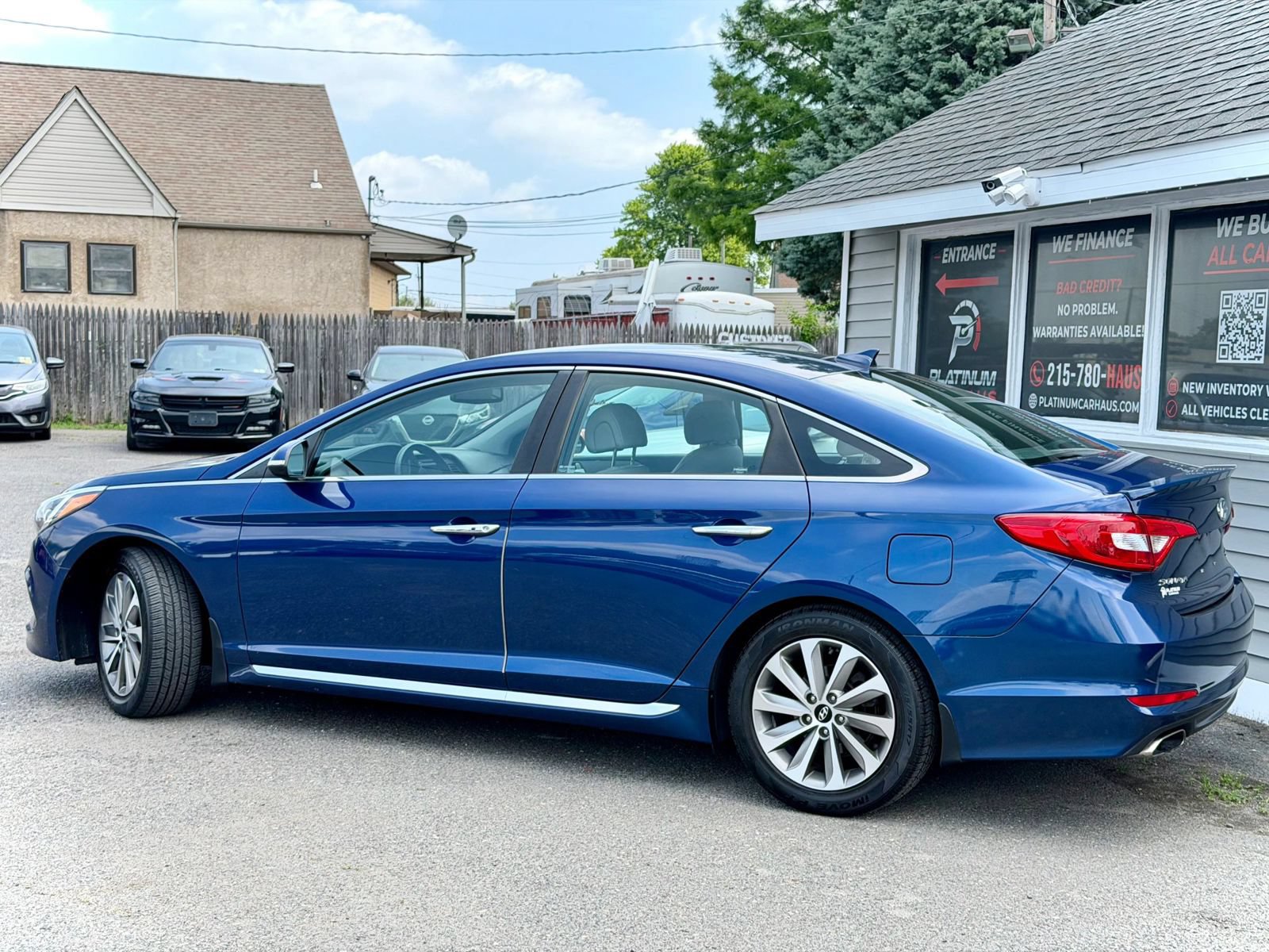 Used 2015 Hyundai Sonata Sport w/ Option Group 04 FWD image 3