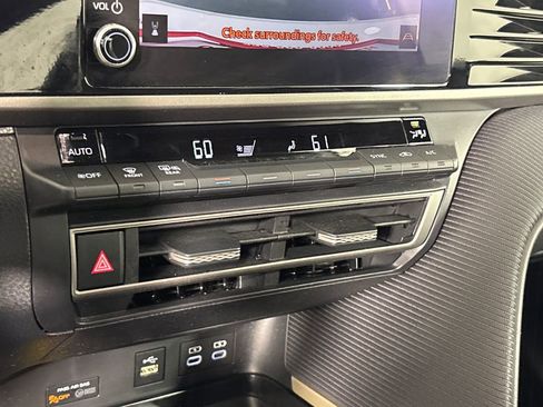 Certified 2025 Toyota Camry image 19