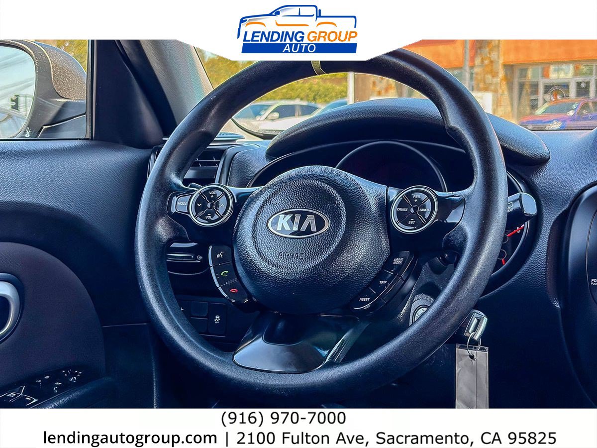 Used 2017 Kia Soul FWD image 14