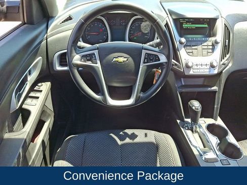 Used 2017 Chevrolet Equinox LT w/ Convenience Package FWD image 3