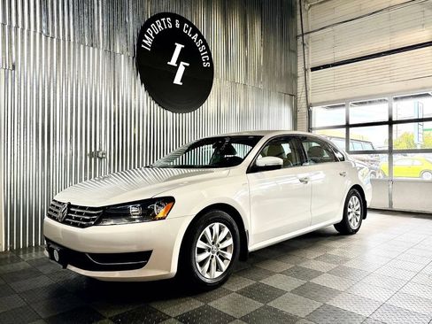 Used 2015 Volkswagen Passat 1.8T Wolfsburg Edition FWD image 1
