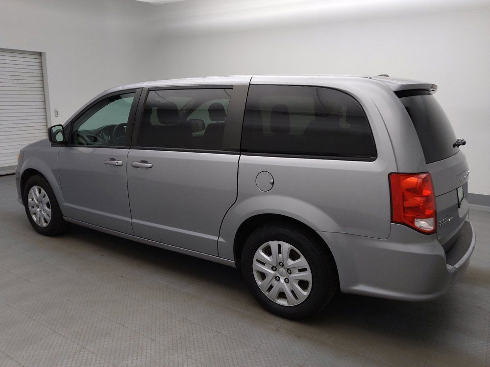 Used 2018 Dodge Grand Caravan SE w/ UConnect Hands-Free Group FWD image 3