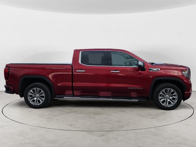 Used 2024 GMC Sierra 1500 Denali w/ Technology Package AWD/4WD image 4