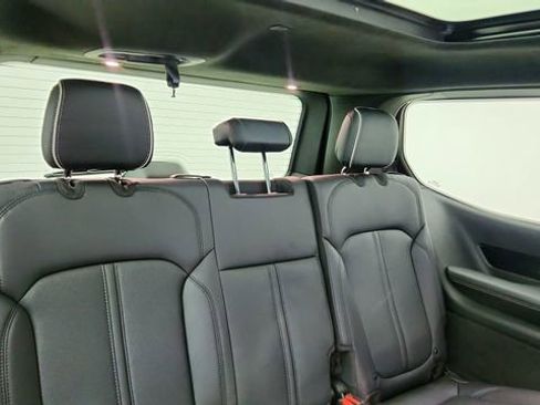 Used 2022 Jeep Grand Wagoneer Series II w/ Convenience Group III image 27