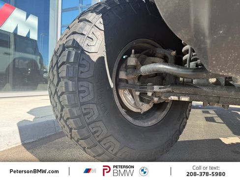 Used 2022 Jeep Wrangler Unlimited Rubicon AWD/4WD image 30