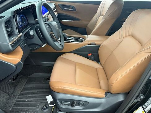 New 2026 Toyota Crown Signia XLE image 15