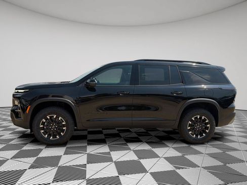 New 2026 Chevrolet Traverse Z71 w/ LPO, Floor Liner Package AWD/4WD image 2