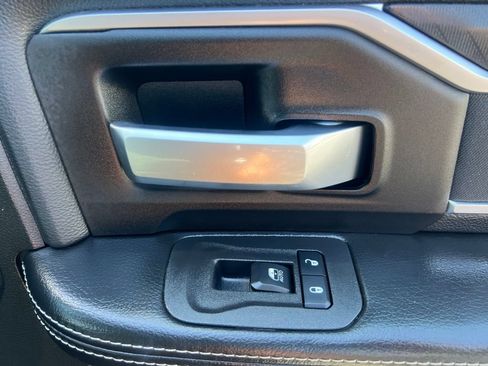 Used 2025 RAM 2500 Big Horn AWD/4WD image 44