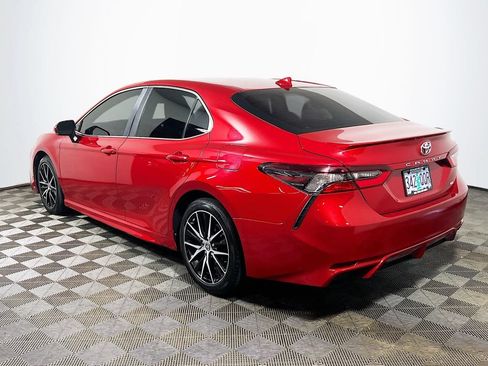 Certified 2023 Toyota Camry SE FWD image 5