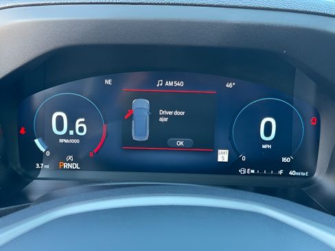 Used 2026 Ford Explorer Active RWD image 8