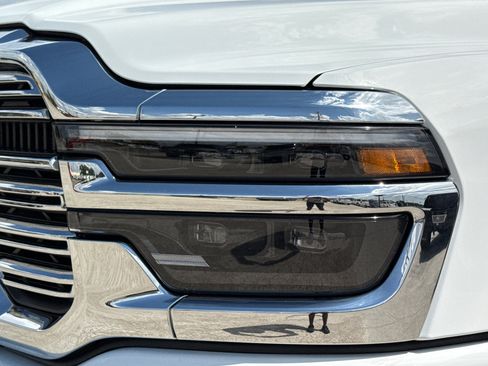 Used 2026 RAM 3500 Laramie AWD/4WD image 4